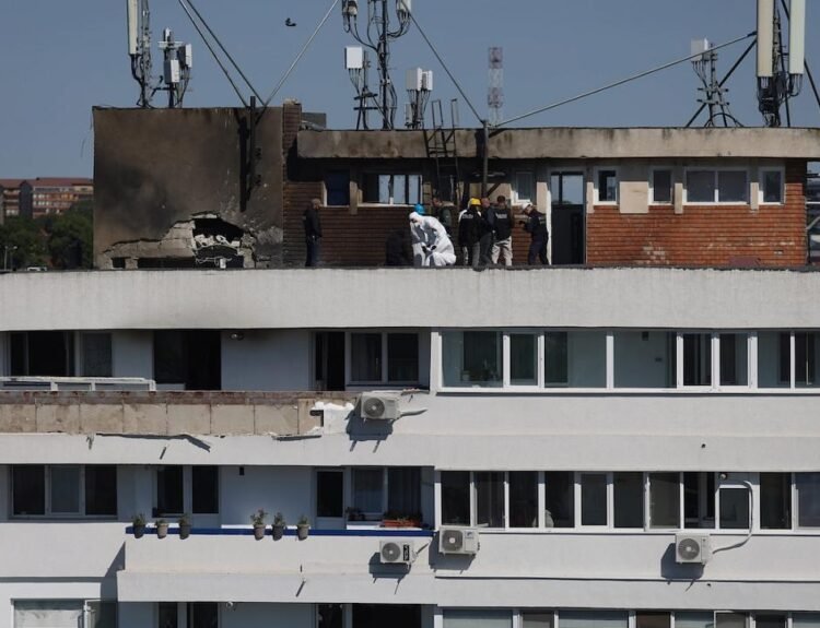 Familia afectată de prăbușirea unui drone rusești primește apartament nou