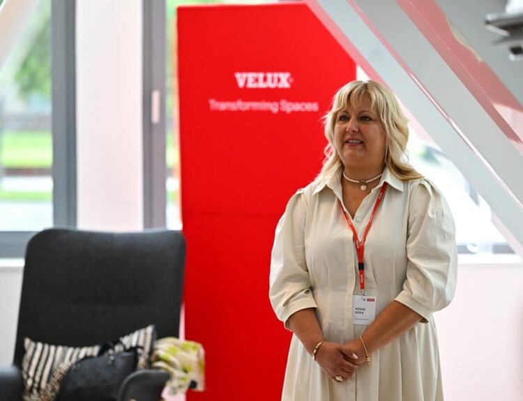 VELUX România investește în feronerie modernă pentru feronerie de lucarne electrice
