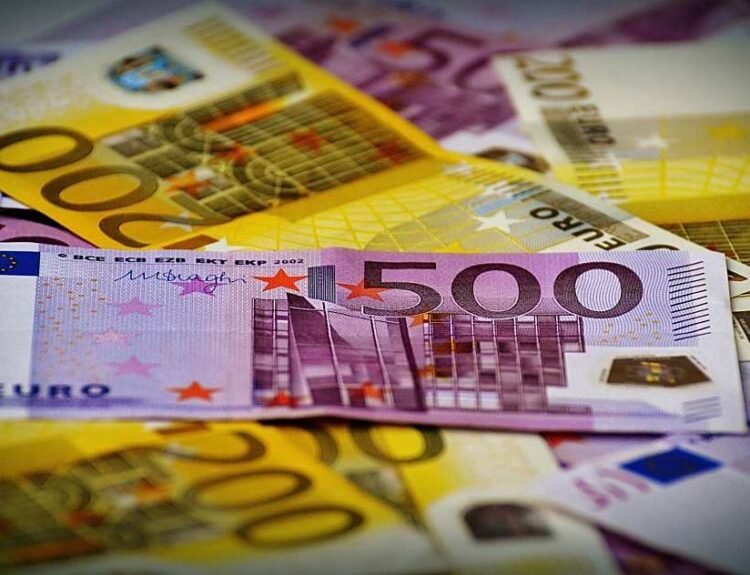 Bruxellesul deschide calea renegocierii PNRR în contextul crizei politice din România