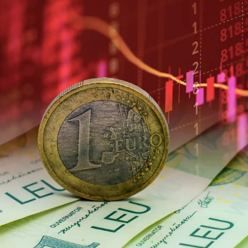 Euro atinge pragul de 5,3 lei la bănci, previziuni pesimiste pentru 2027
