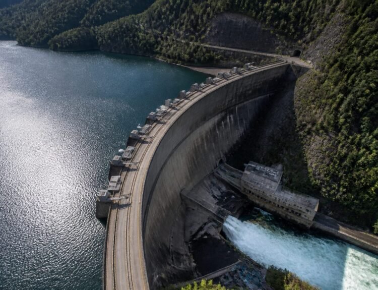 Hidroelectrica atinge o capitalizare de 96,7 miliarde lei pe bursă