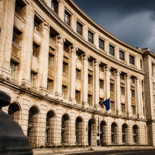 România: PNRR de 4,5 miliarde euro și legile esențiale pentru accesare