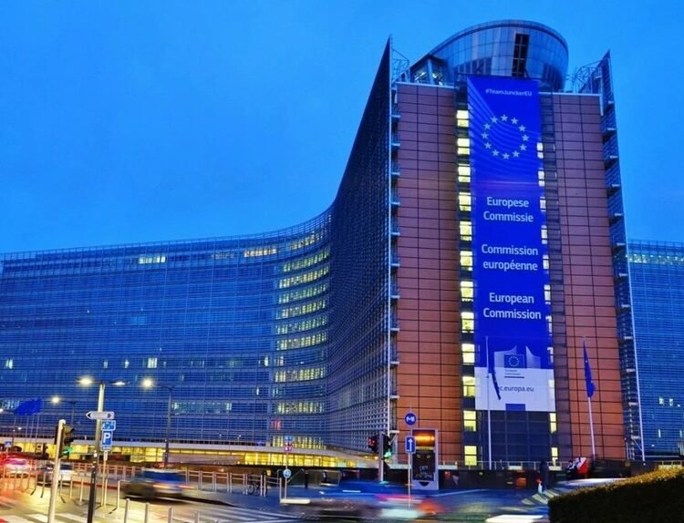 Sprijin pentru sectorul bancar: Comisia Europeană vizează consolidarea băncilor în UE