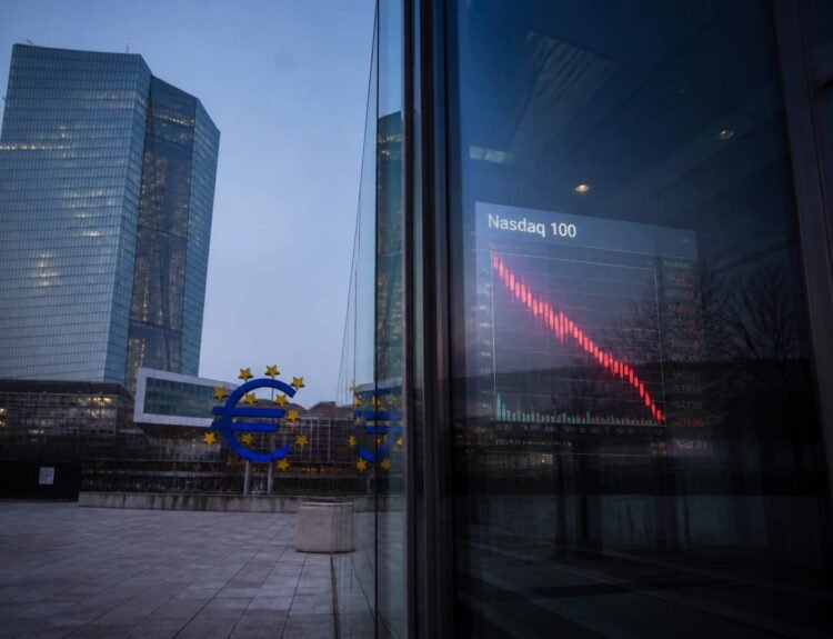 BCE avertizează: scădere a acțiunilor tech din SUA în perspectivă