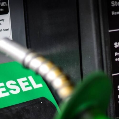 Motorina va avea un preț mai mic de la 1 septembrie, din cauza reducerii accizei