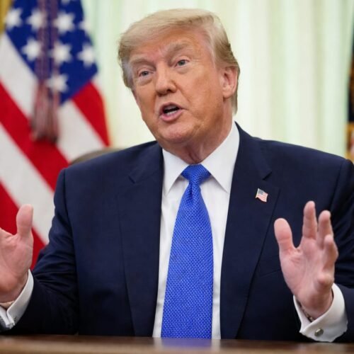 Prețul petrolului ajunge la 87,72 dolari pe baril, după solicitările lui Trump