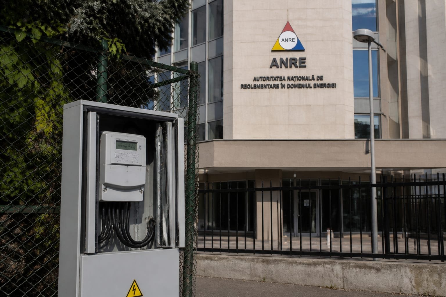 Regulament ANRE: Compensarea consumului de energie devine realitate