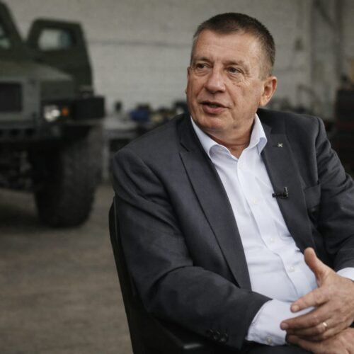 România reia producția de blindate după testele NATO reușite