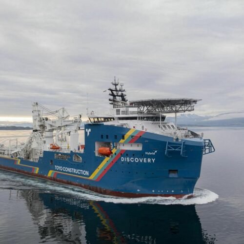 Șantierul naval românesc finalizează carena celui mai mare vapor de cabluri din Japonia