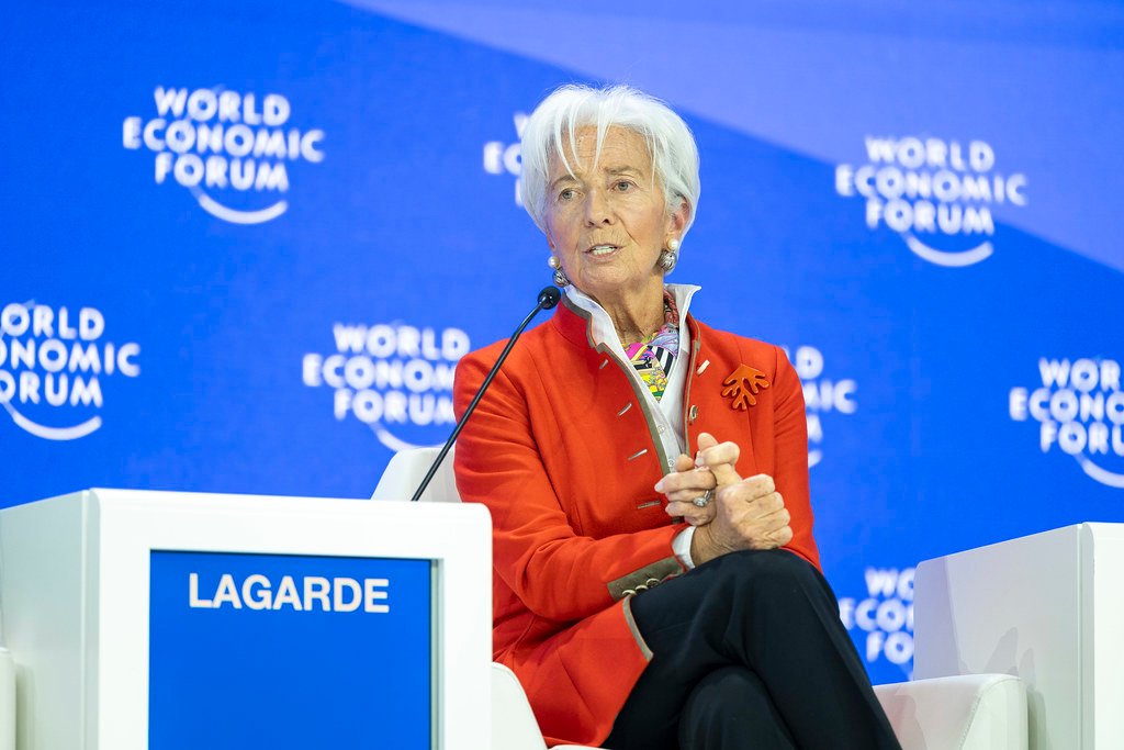 Lagarde (BCE): Nu observăm legătura între prețurile energiei și salarii
