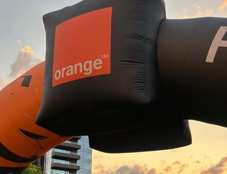 Orange România oferă pachete pentru plecări voluntare și pensionări anticipate
