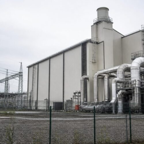 Romgaz finalizează centrala de la Iernut: 430 MW în sistem din 2019