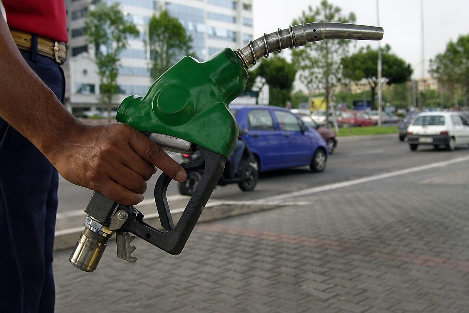 SOCAR implementează un plafon pentru prețul carburanților în Italia