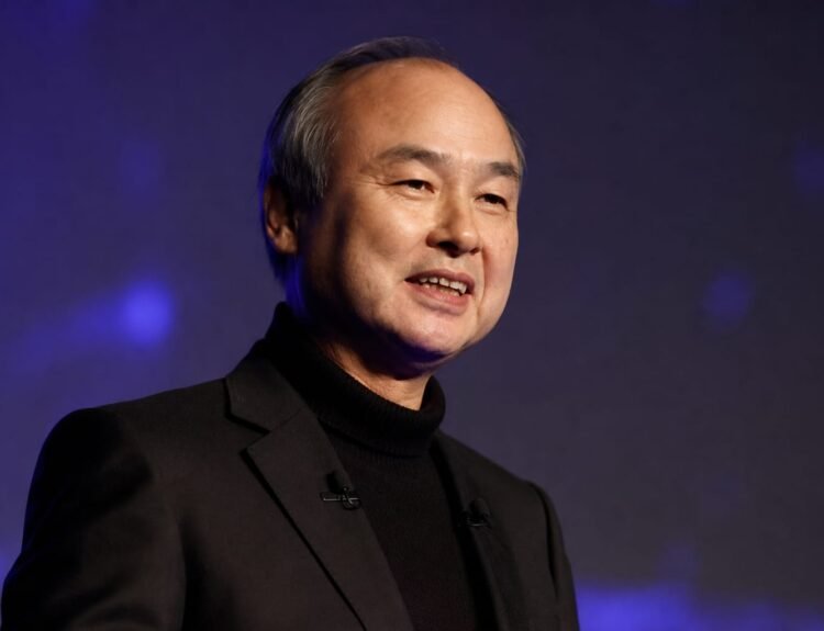 SoftBank își crește investițiile în OpenAI, în timp ce CDS-ul urcă peste 400 bp