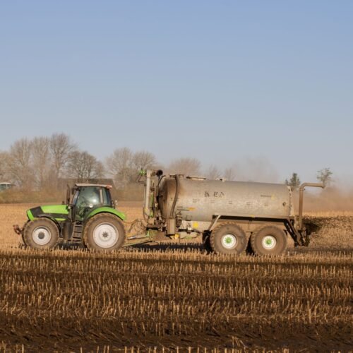 Sprijin de aproape 60 milioane de euro pentru îngrășăminte agricole
