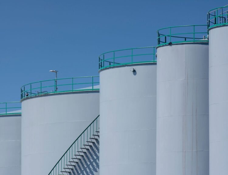 Stocarea gazelor în UE atinge 70%; recomandări pentru economie de energie