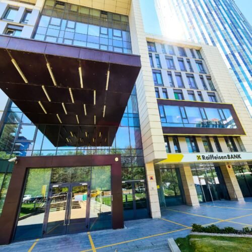 Băncile occidentale din Europa de Est, profituri record pentru 2027 în România