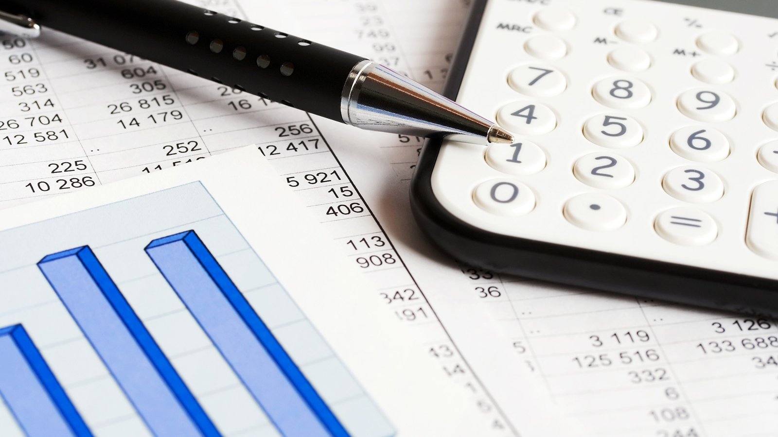 Economia României a avansat cu 0,8% în 2025, conform INS