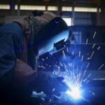 PMI-ul sectorului manufacturier din România a scăzut din nou în septembrie