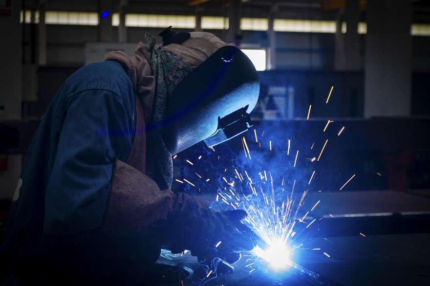 PMI-ul sectorului manufacturier din România a scăzut din nou în septembrie