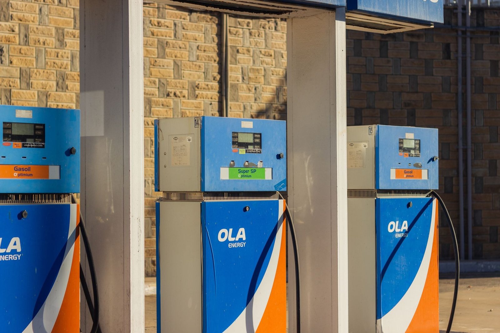 Prețul carburanților: Cum afectează reducerea accizei la motorină românii?
