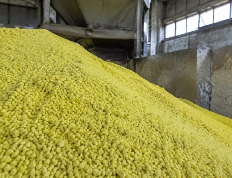 Războiul din Iran reduce oferta de sulf, crescând prețul alimentelor