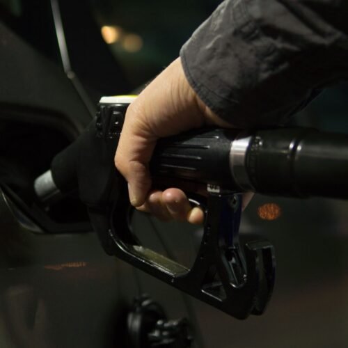 Veniturile din accize și TVA pe carburanți depășesc 37 miliarde lei anual